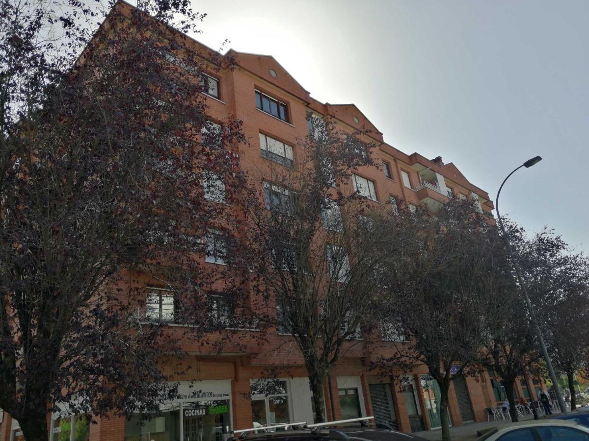 Andramari Tourist Home Parking& Wifi Amorebieta-Etxano Bagian luar foto