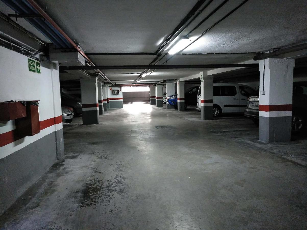 Andramari Tourist Home Parking& Wifi Amorebieta-Etxano Bagian luar foto